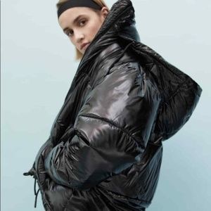 NWT ZARA PADDED HOODED PUFFER JACKET HIGH SHINE BLACK L